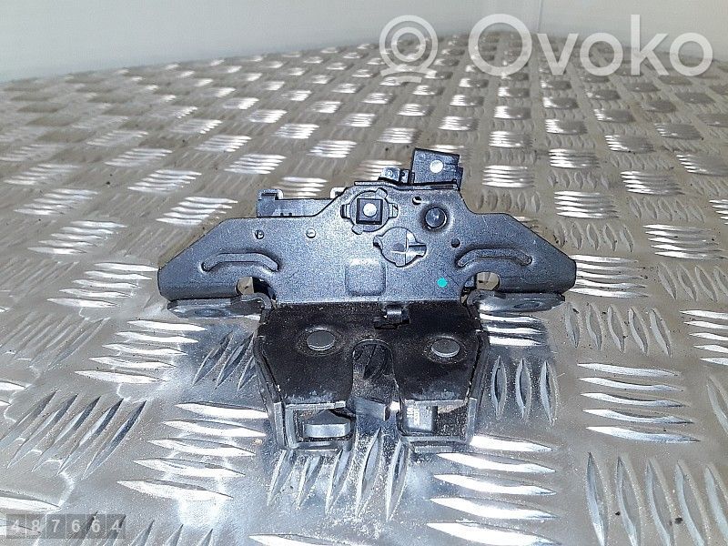 Opel Astra J Serrure de loquet coffre