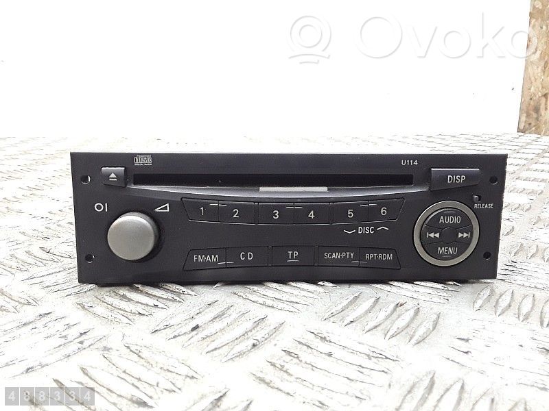 Panel / Radioodtwarzacz CD/DVD/GPS   8701A014VB,DY2E54WTDB