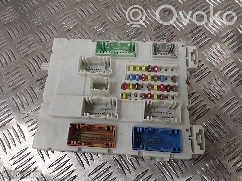 Ford C-MAX II Fuse module 