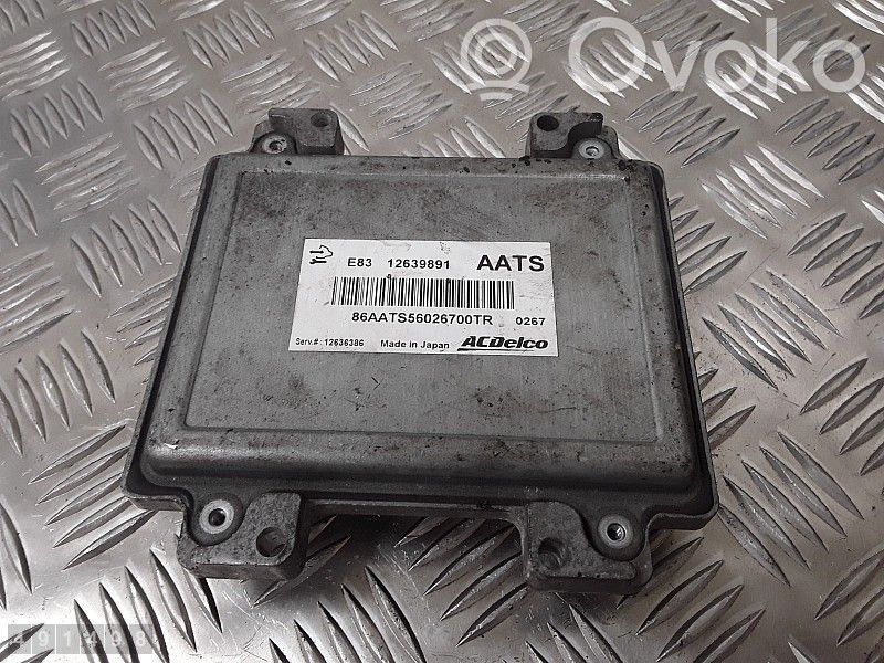 Opel Meriva B Engine control unit/module 