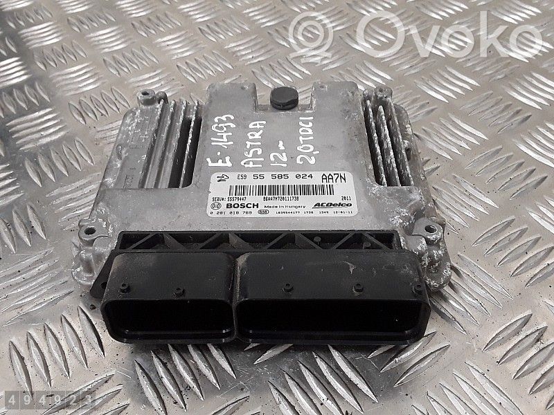 Opel Astra H Engine control unit/module 