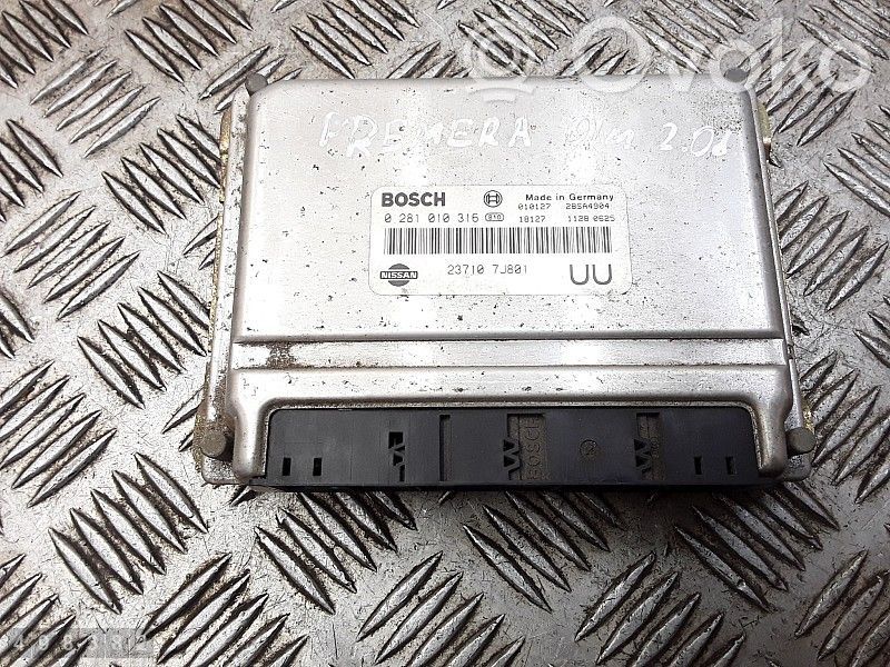 Nissan Primera Engine control unit/module 