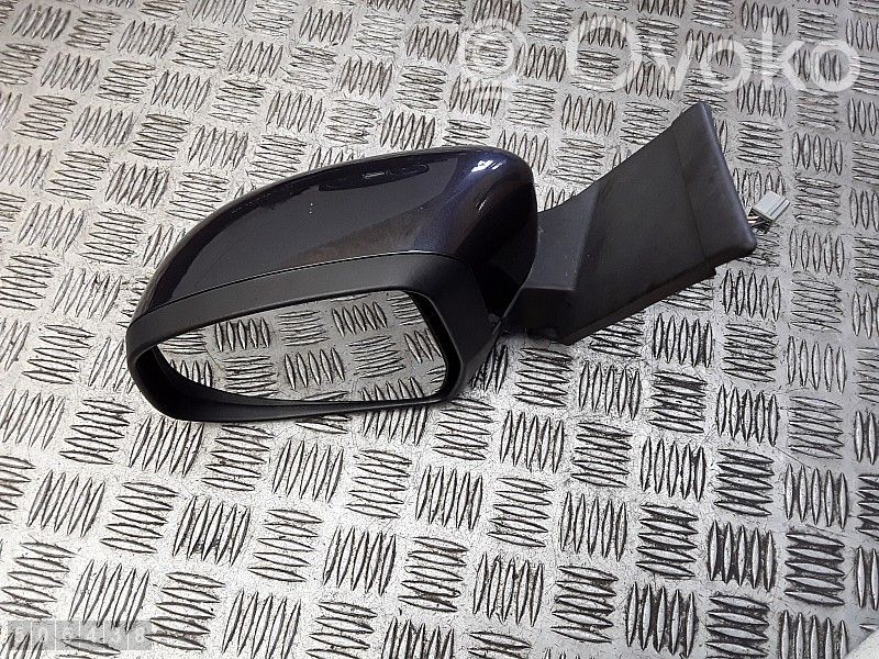 Ford Focus Front door electric wing mirror 