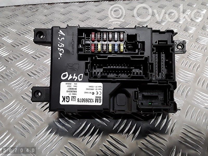 Opel Corsa D Fuse module 
