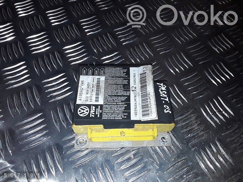Volkswagen PASSAT B5.5 Centralina/modulo airbag 