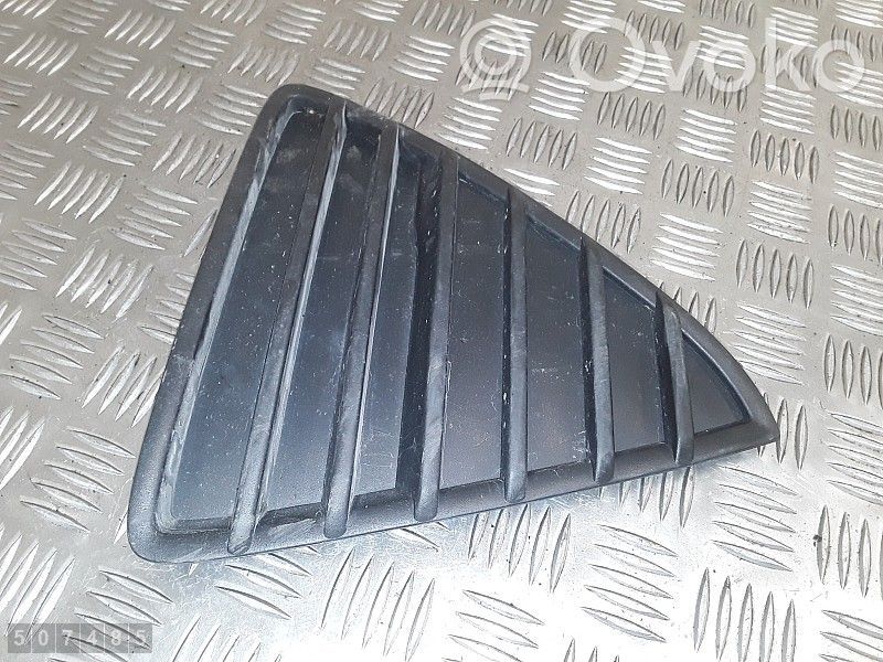 Ford Focus Mascherina inferiore del paraurti anteriore