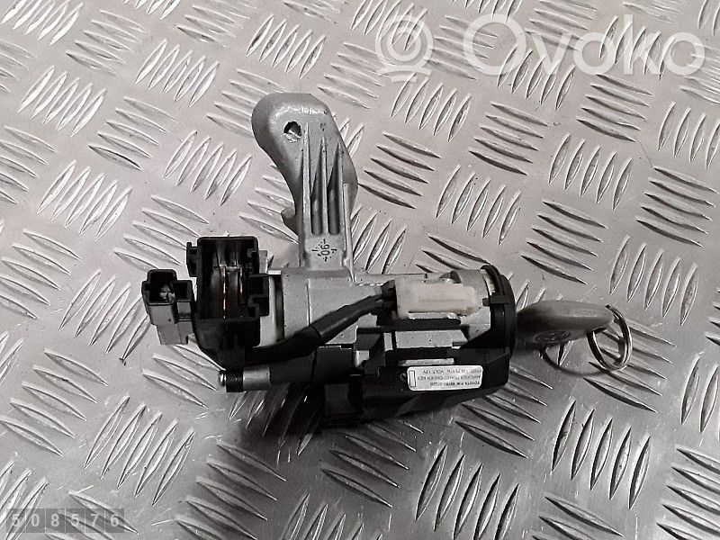 Cerradura de encendido   45020024