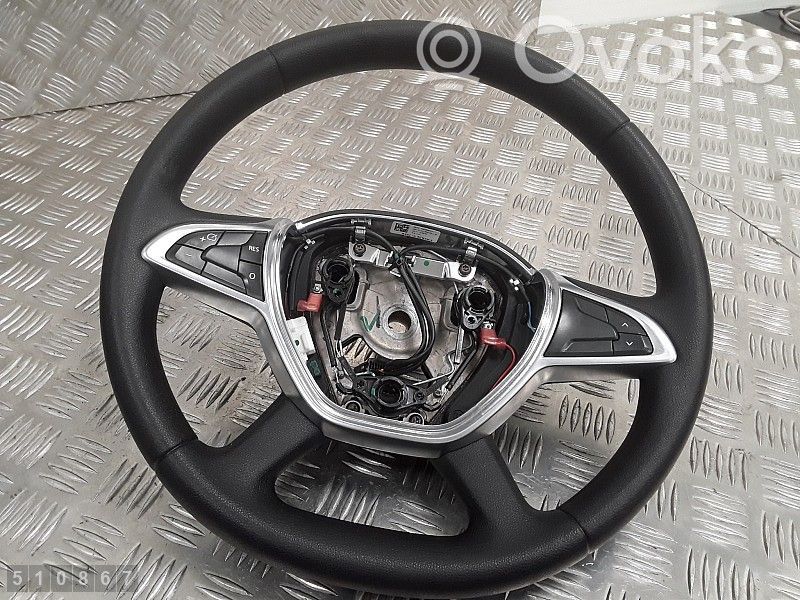 Dacia Duster II Ohjauspyörä 