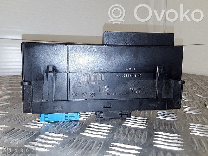 Variklio valdymo blokas   9229878