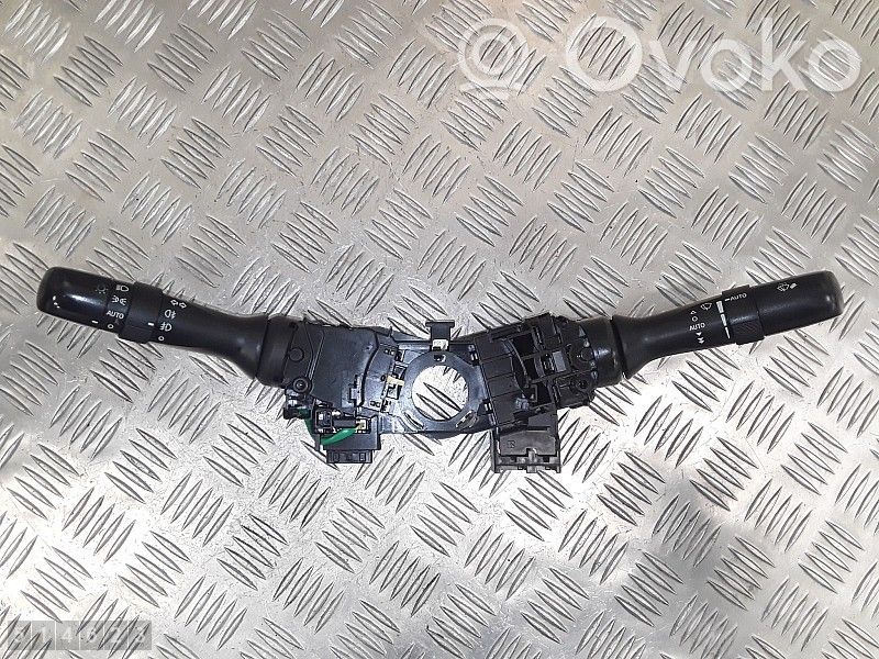 Toyota Avensis T270 Leva/interruttore dell’indicatore di direzione e tergicristallo