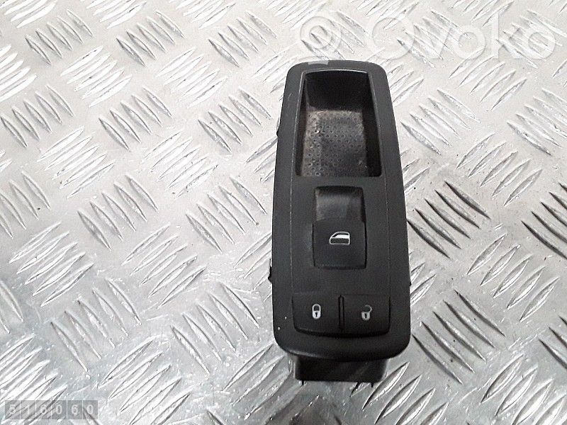 Electric window control switch   04602544AF