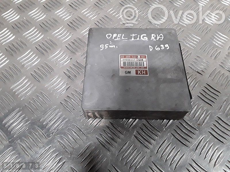 Opel Tigra A Unidad de control/módulo del motor 