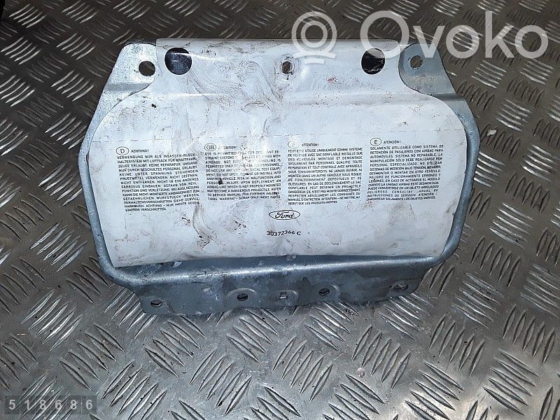 Ford Kuga I Passenger airbag