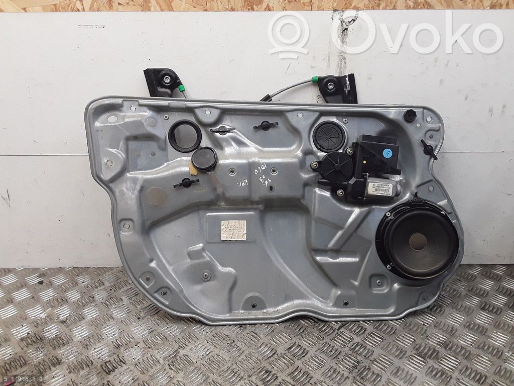 Volkswagen Polo Alzacristalli della portiera posteriore con motorino 