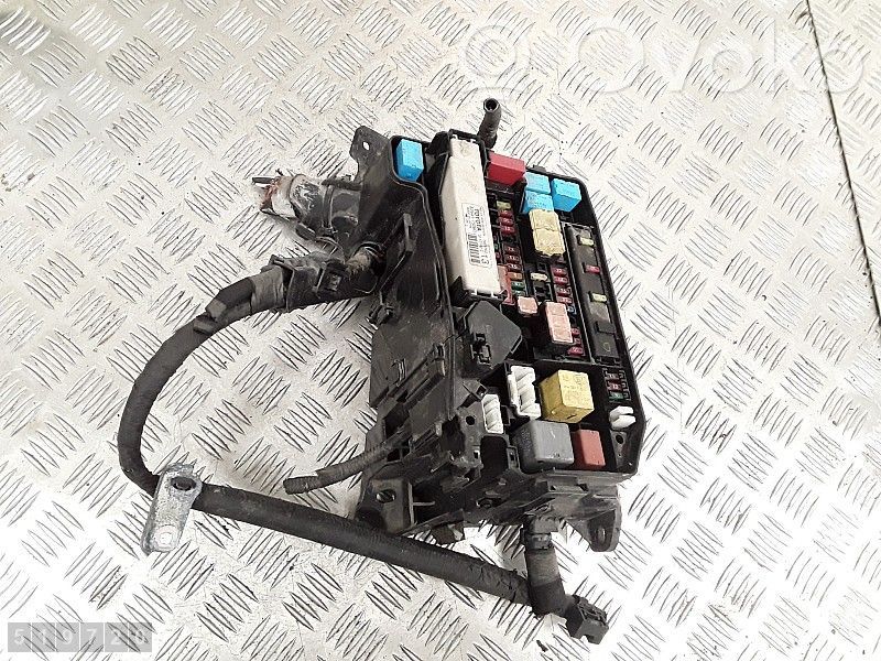 Toyota Prius (XW30) Sulakemoduuli 