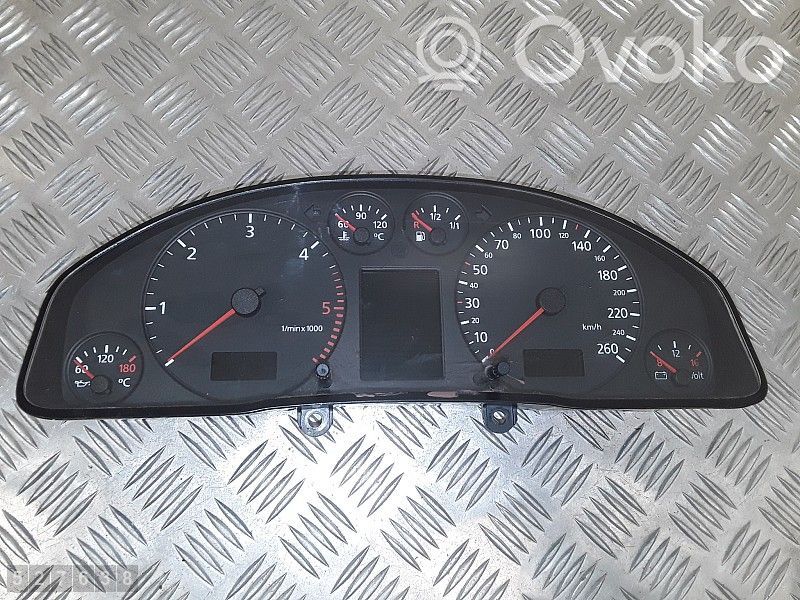 Audi A6 S6 C5 4B Speedometer (instrument cluster) 
