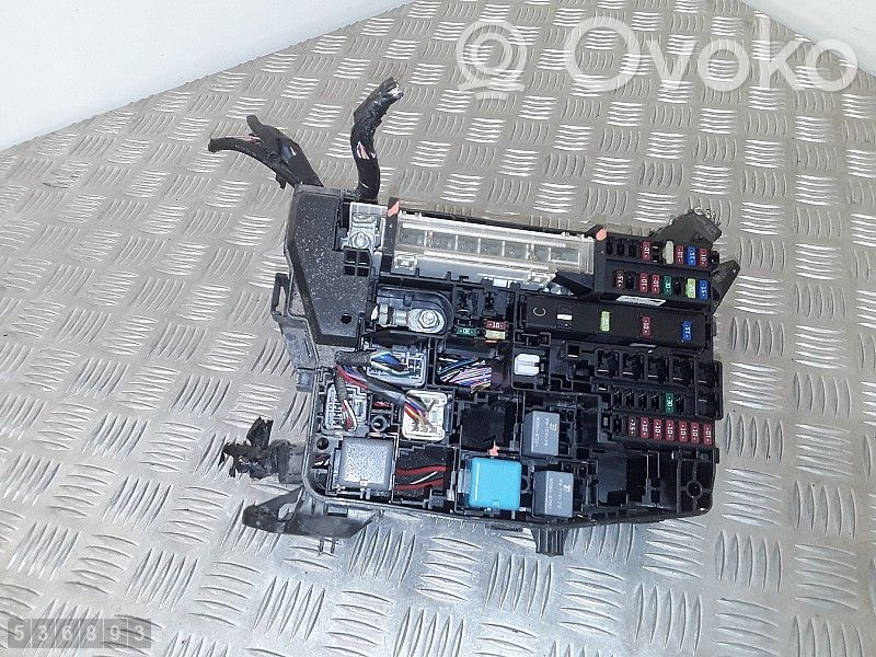 Toyota Auris 150 Sulakemoduuli 