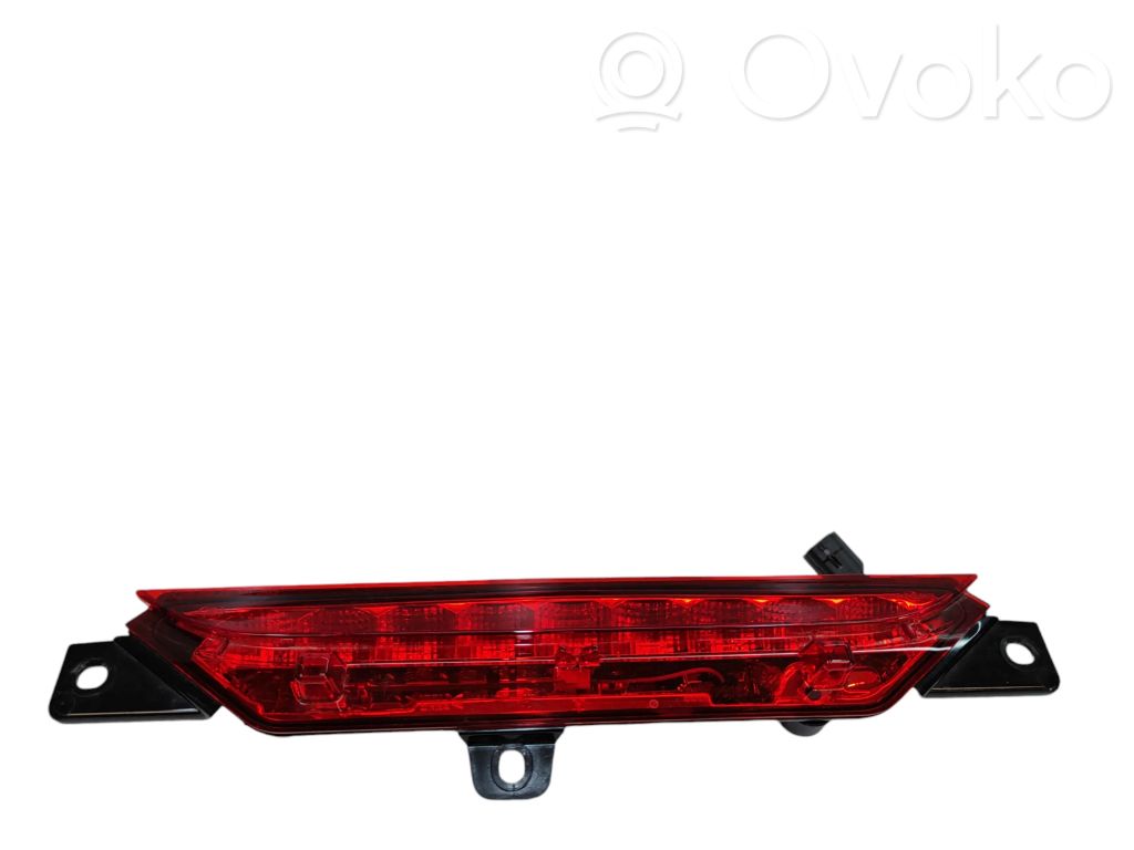 Chrysler Pacifica Third/center stoplight 