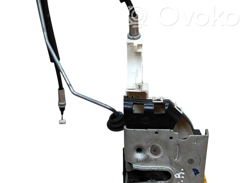 Fiat Freemont Front door lock 