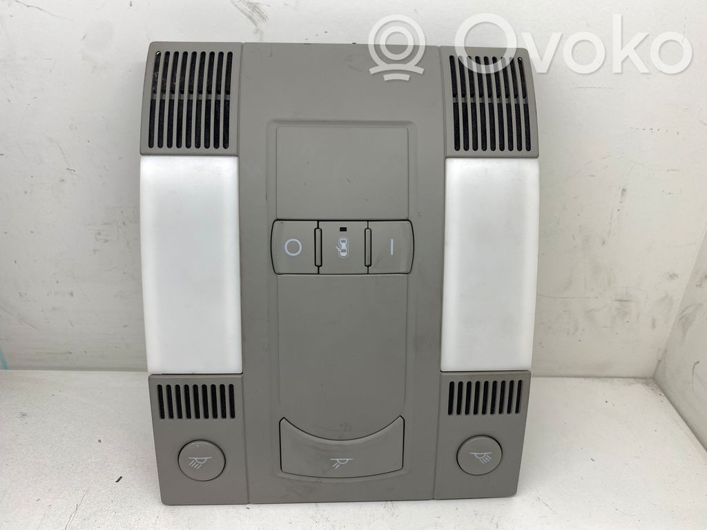 Audi A8 S8 D3 4E Front seat light 