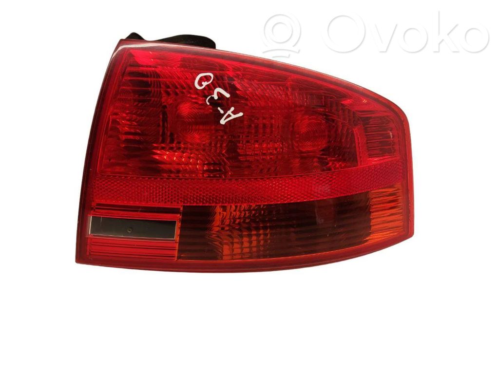 Audi A4 S4 B7 8E 8H Lampa tylna 