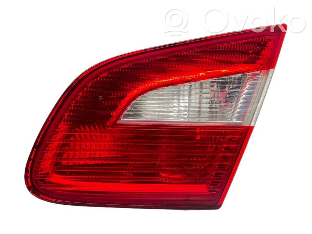 Skoda Superb B6 (3T) Tailgate rear/tail lights 