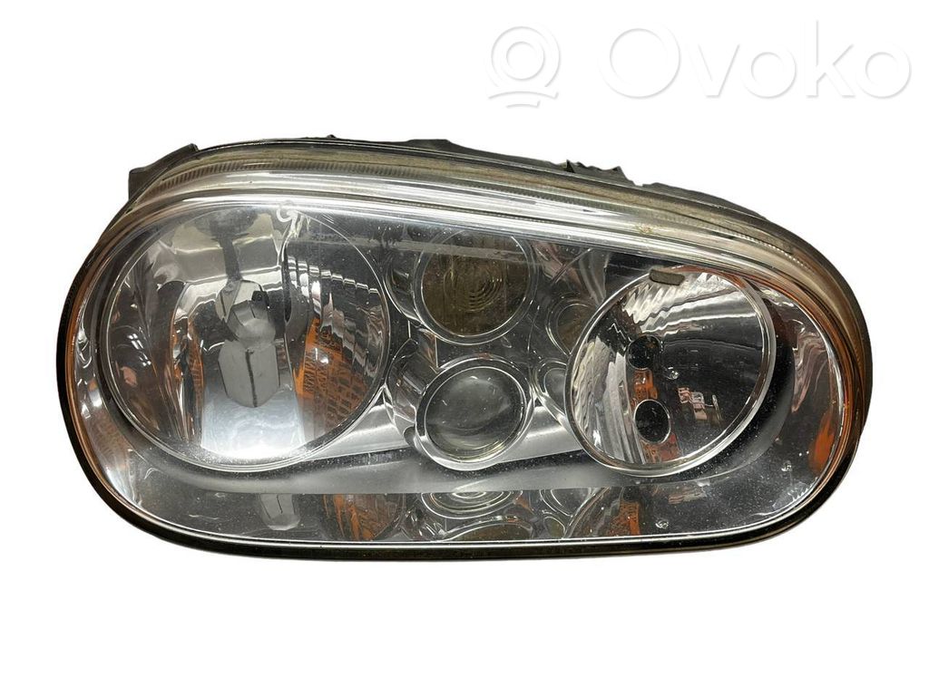 Volkswagen Golf IV Lampa przednia 