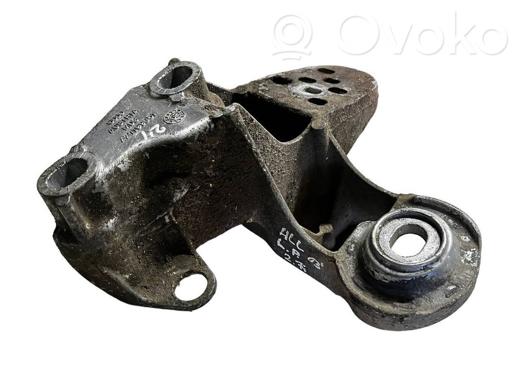 Audi A6 Allroad C5 Engine mounting bracket 