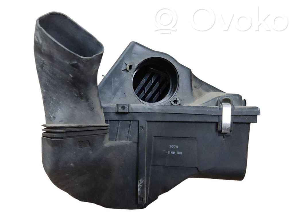 BMW 3 E90 E91 Air filter box 