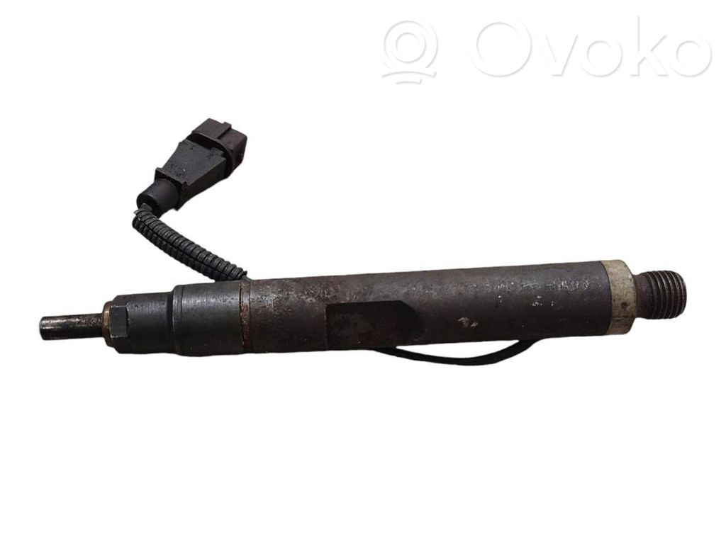 Volkswagen Golf IV Inyector de combustible 