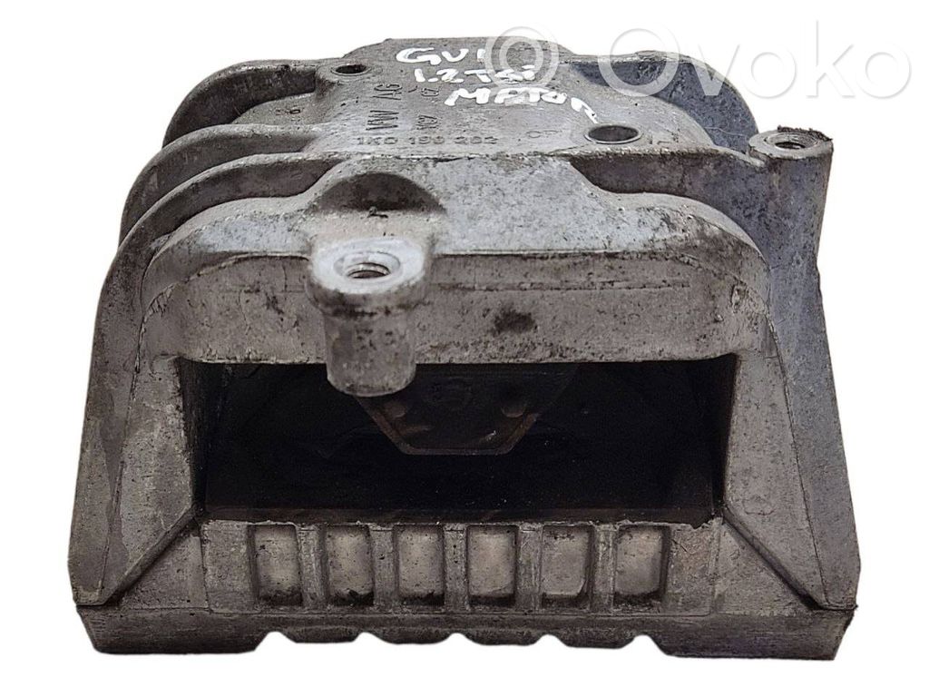Volkswagen Golf VI Engine mount bracket 