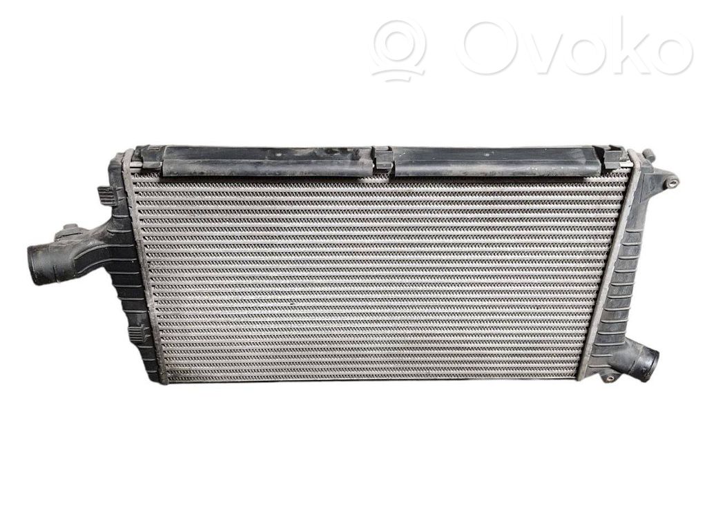 Audi A6 S6 C5 4B Interkūlerio radiatorius 