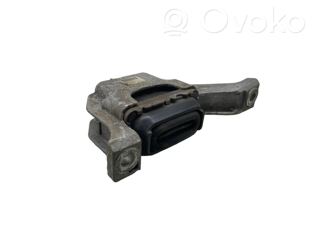 Mini One - Cooper Coupe R56 Engine mount bracket 