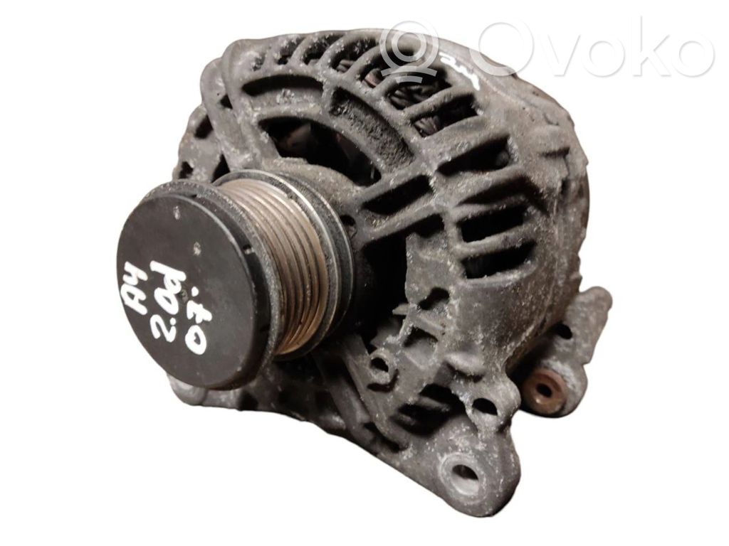 Audi A4 S4 B7 8E 8H Generatorius 
