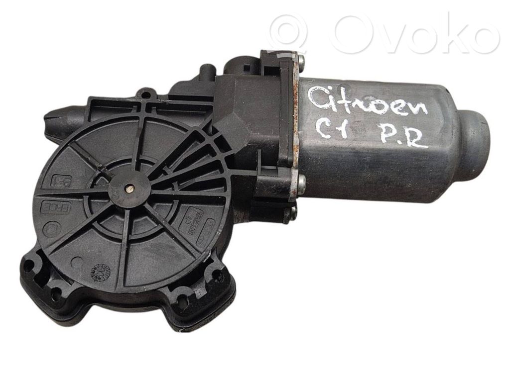 Silnik regulatora szyby drzwi przednich   402662A