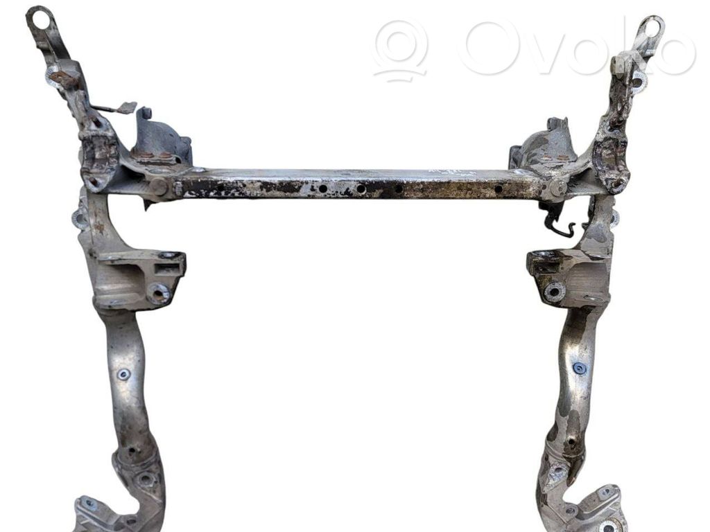 Audi A4 S4 B8 8K Priekinis traversas 