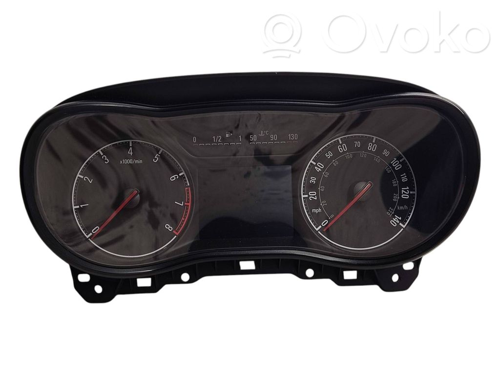Opel Corsa E Speedometer (instrument cluster) 