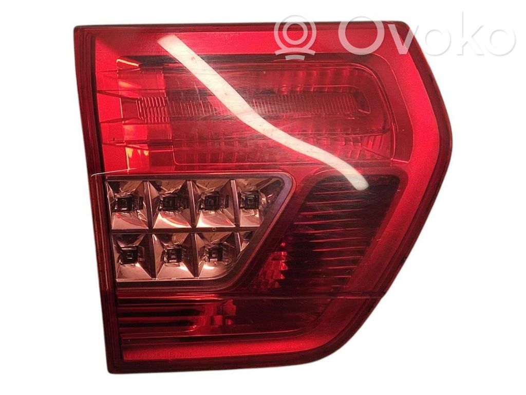 Citroen C5 Galinis žibintas dangtyje 