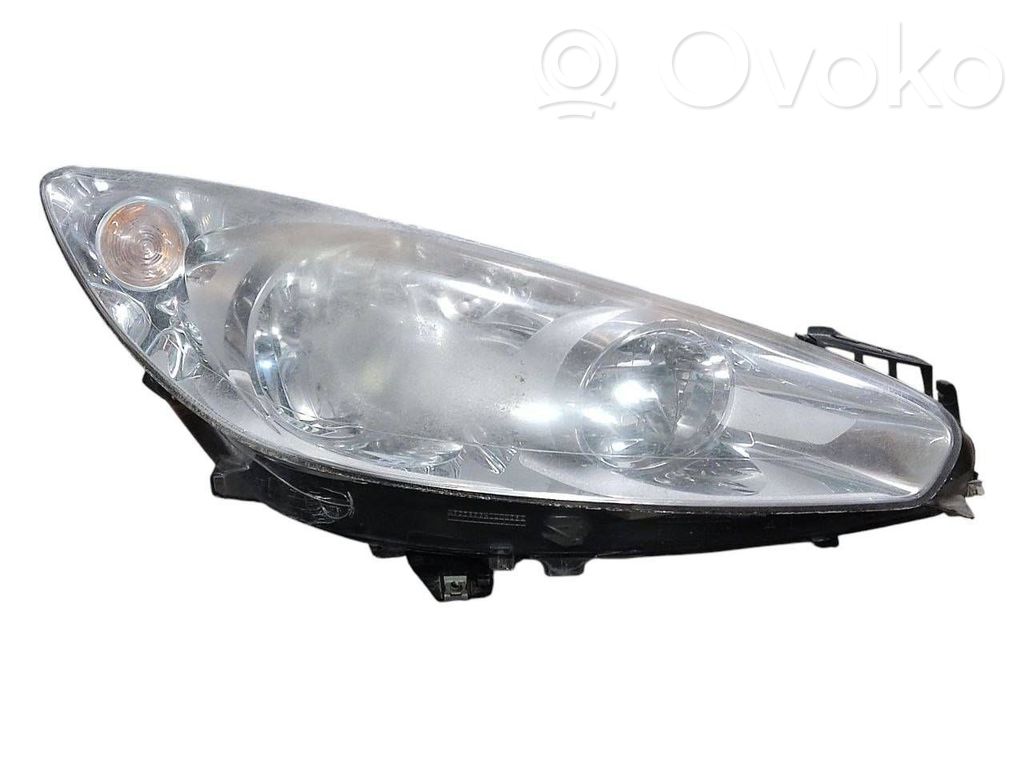 Peugeot 308 Lampa przednia 