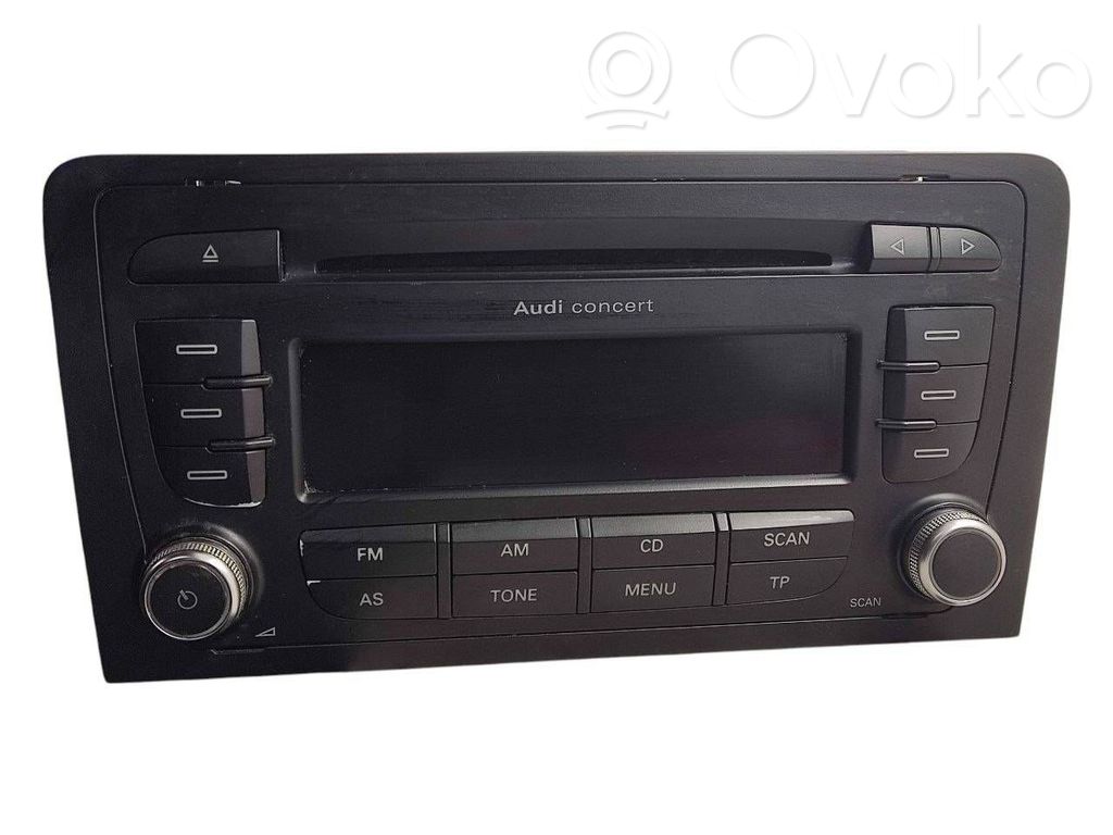 Audi A3 S3 A3 Sportback 8P Panel / Radioodtwarzacz CD/DVD/GPS 
