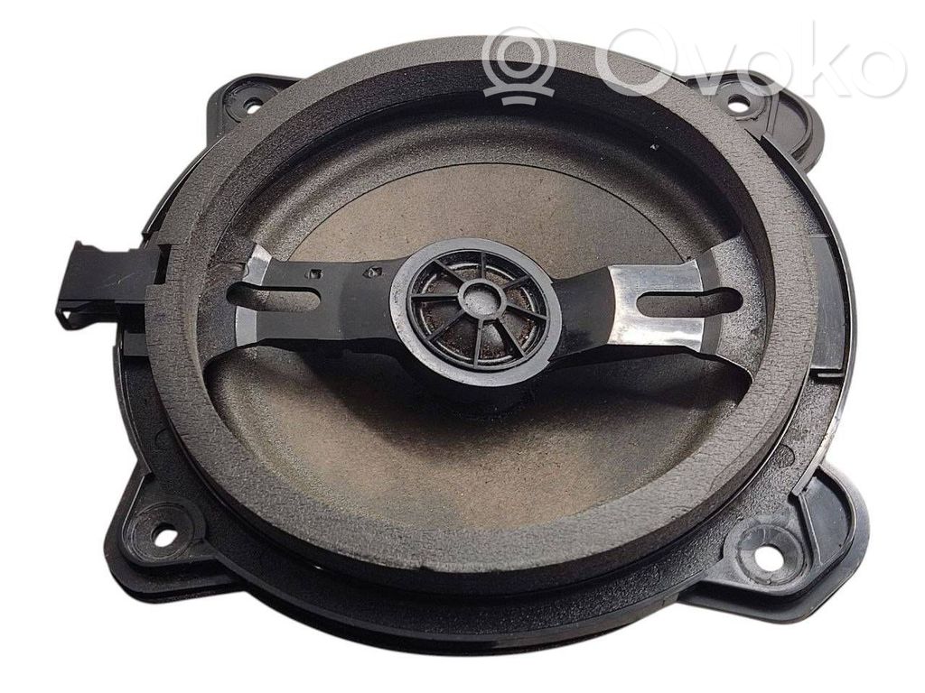 Audi A4 S4 B7 8E 8H Rear door speaker 