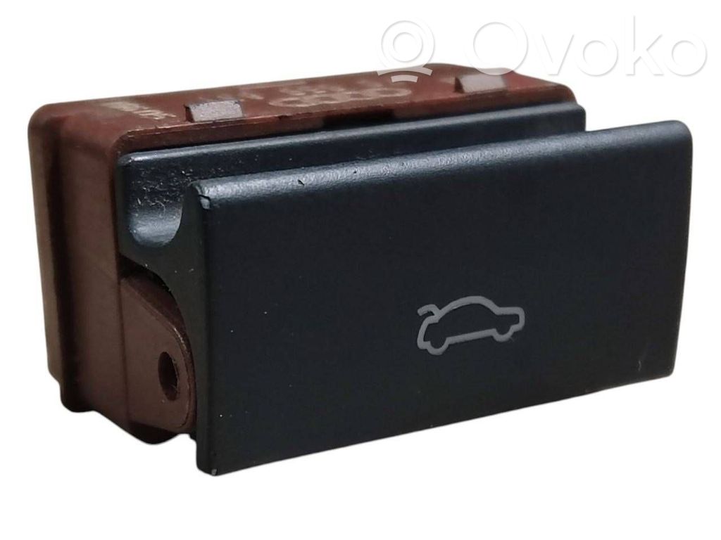 Audi A6 S6 C6 4F Tailgate opening switch 