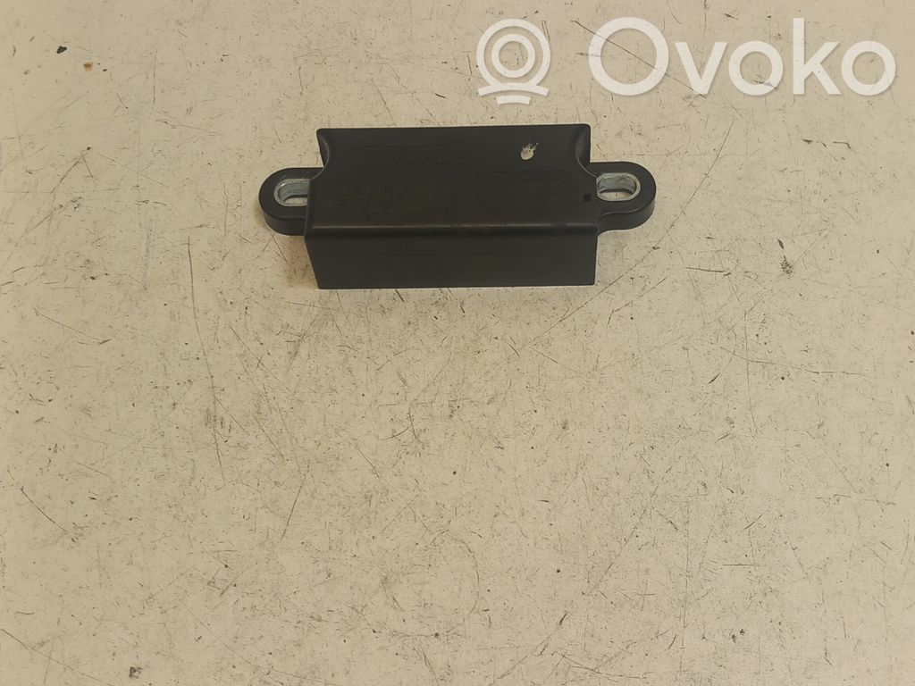 Mercedes-Benz E W211 Airbag deployment crash/impact sensor 