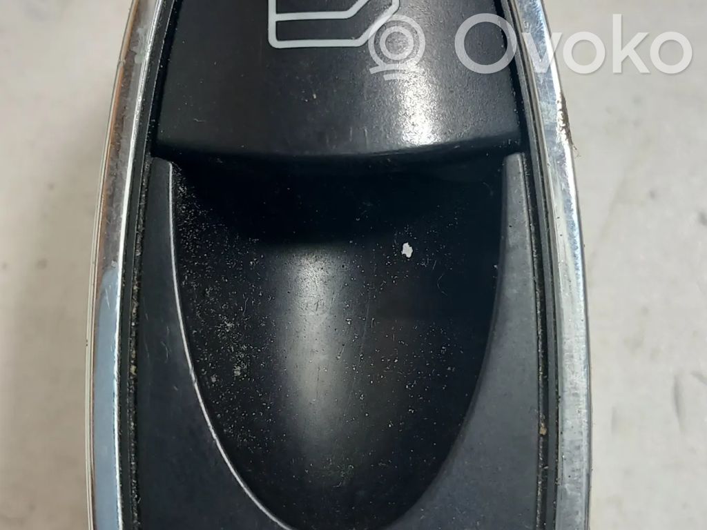 Mercedes-Benz E W211 Electric window control switch 