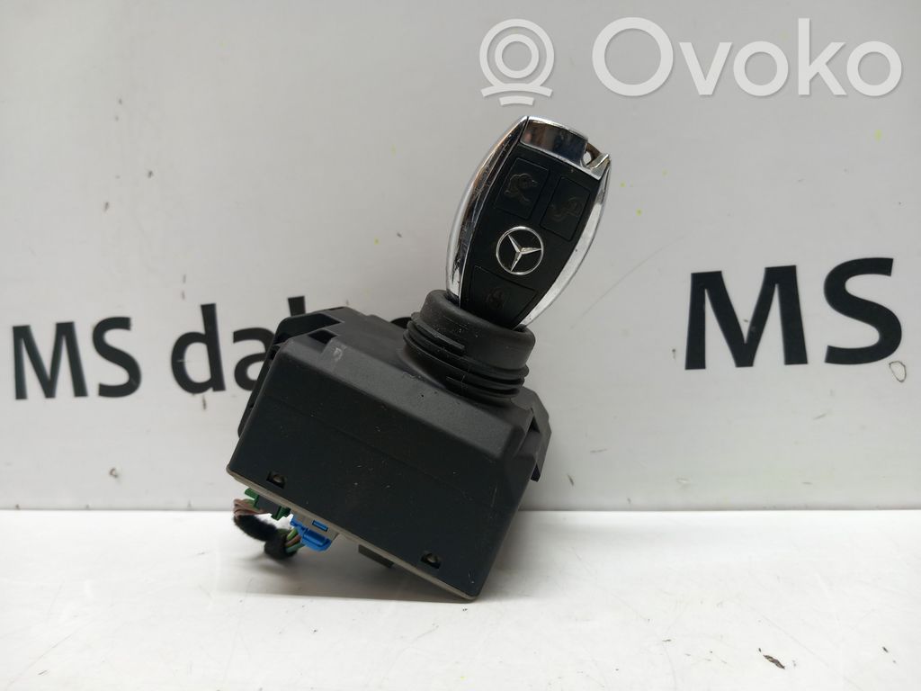 Mercedes-Benz CLS C218 X218 Ignition lock 