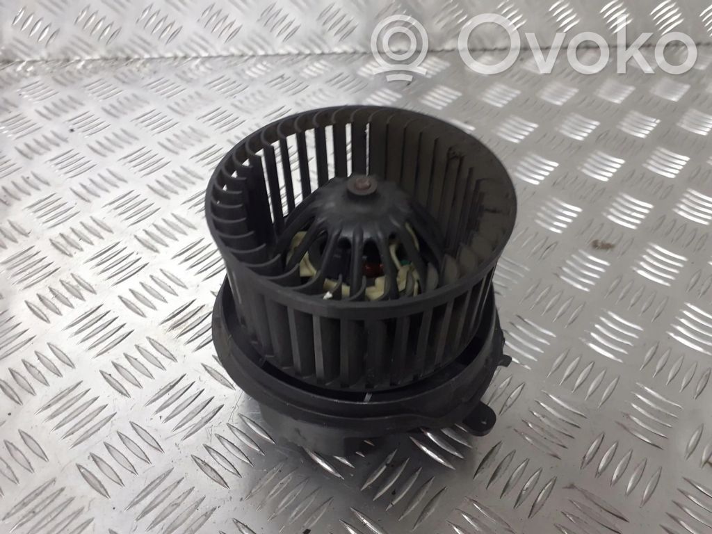 Mazā radiatora ventilators