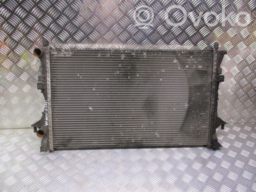 Coolant radiator