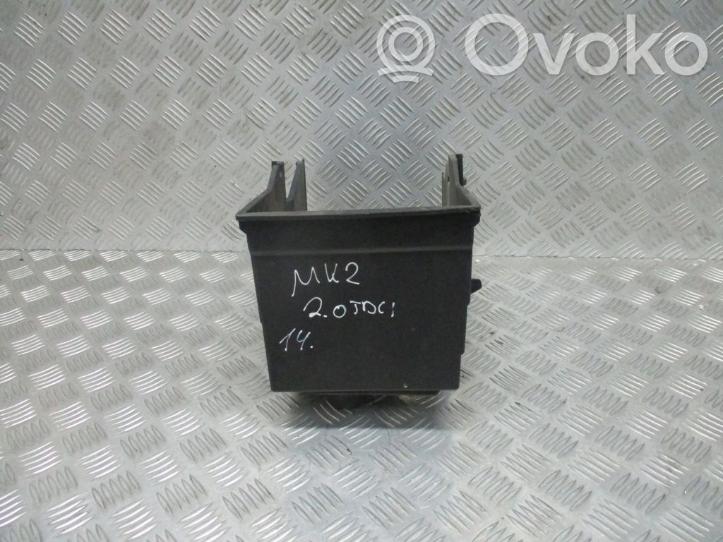 Battery box tray