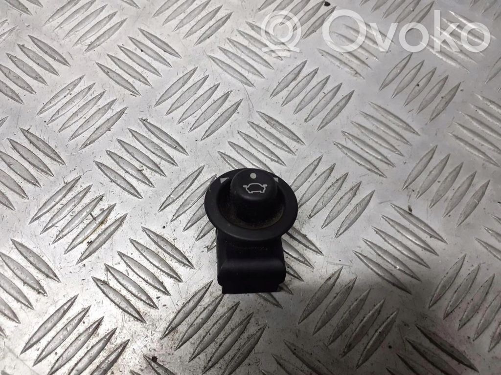 Ford Focus Wing mirror switch 