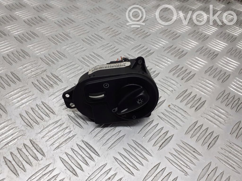 Ford Focus Light switch 